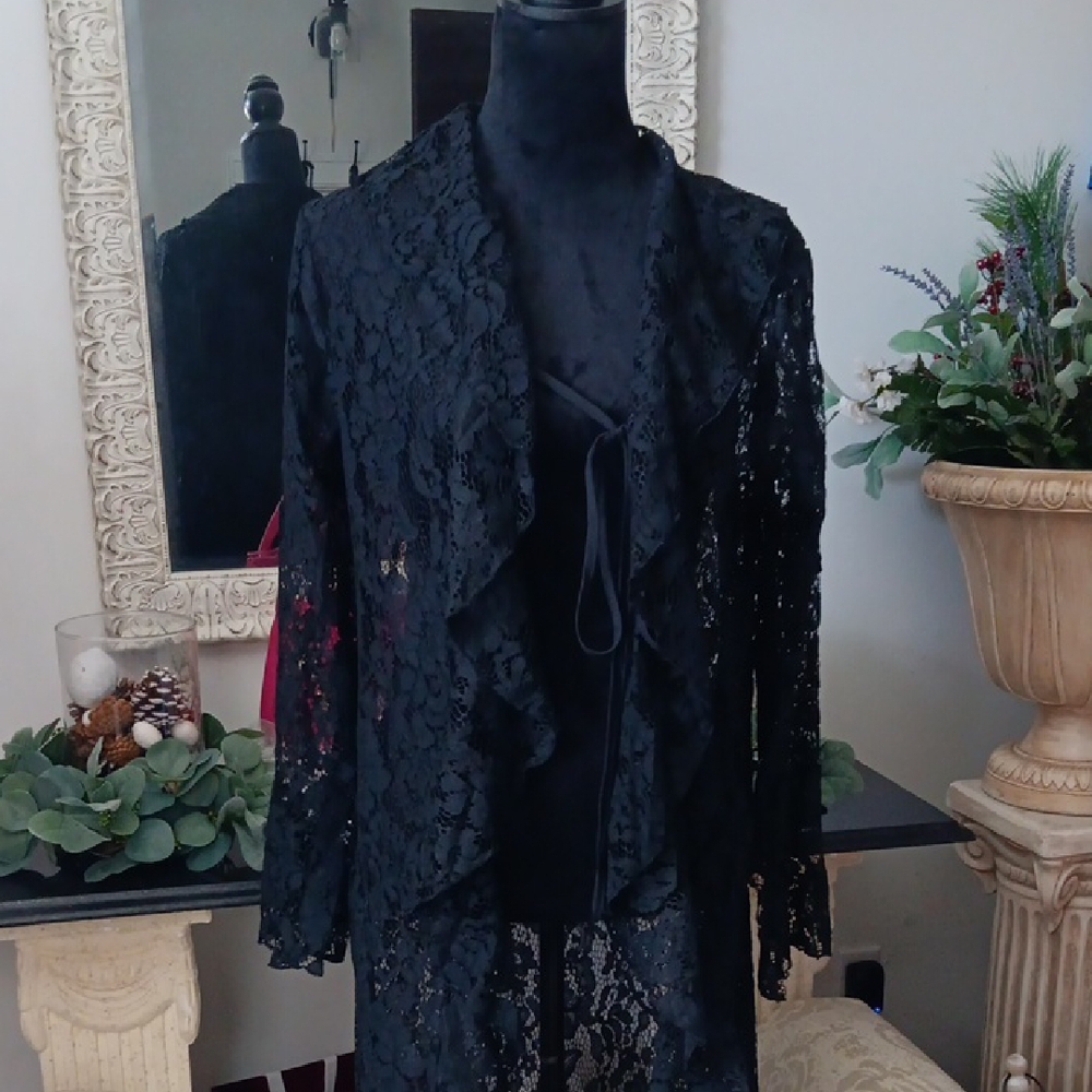 Chic Black Lace Women's Robe - Picture 7 of 12